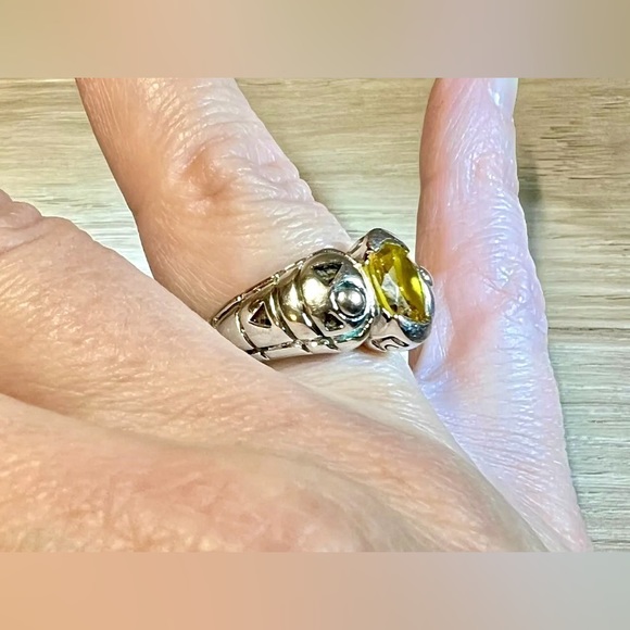 Vintage Designer Hallmarked Geometric Sterling Silver Citrine Ring, Size 7 - Picture 10 of 11